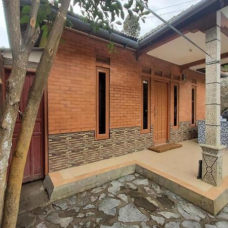 Villa Zoya 2 Pondok Cipaseban Экстерьер фото